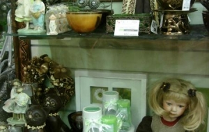 Красный Куб фотография интерьера магазина