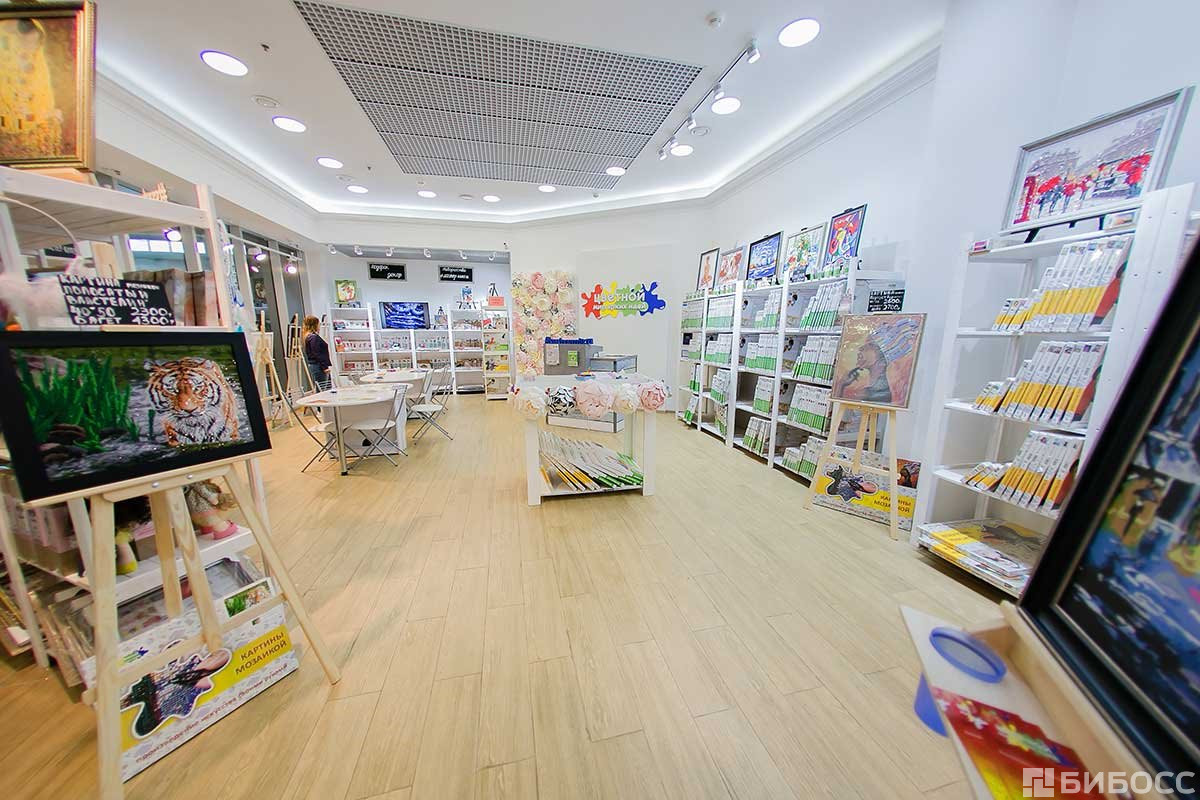 магазин хобби и творчества. магазин цветной мир ярких идей. цветной магазин. франшиза мастер классов. творческая зона в классе.