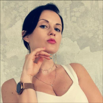 Виктория Хапалажева