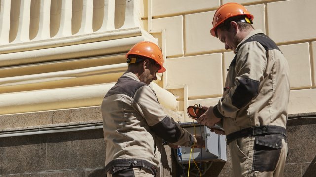 специалист энергоспектр