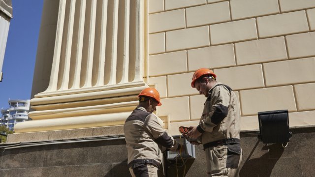 специалист энергоспектр