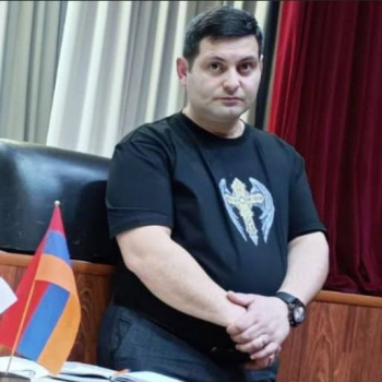 Бабеян Вануш