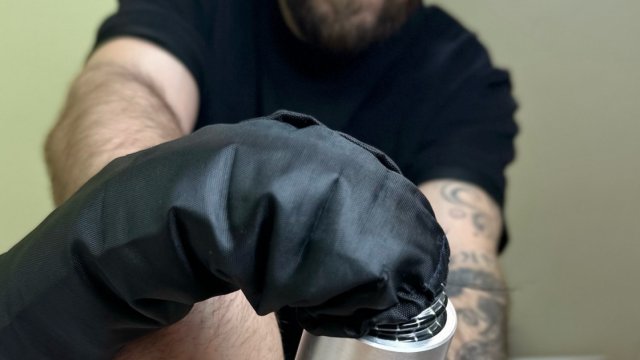 Франшиза Руки к Телу