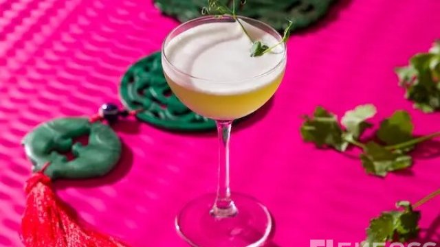 Франшиза Моя пьяная бабушка летит в Сингапур