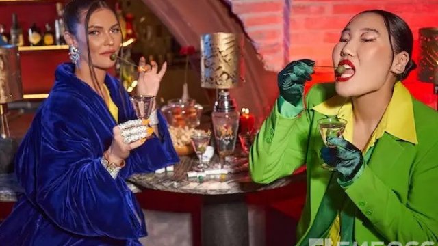 Франшиза Моя пьяная бабушка летит в Сингапур