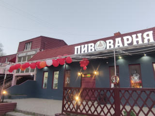 Продается готовый, налаженный БИЗНЕС  "частная пивоварня" с 2мя фирменными магазинами (центр Краснодара) и оборотом до 1.4 млн рублей.