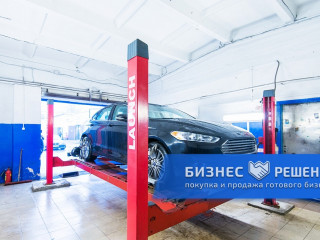 Укомплектованный автосервис в отдельностоящем здании