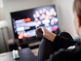 Сайт с фильмами и сериалами и соцсети