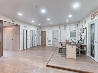 Салон межкомнатных, входных дверей и корпусной мебели