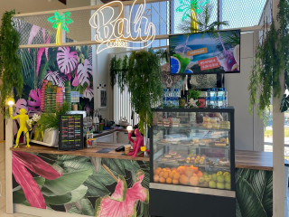 Кафe-Оcтровoк