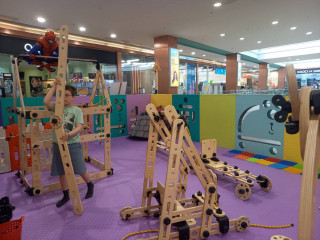 Уникальная детская развлекательная площадка с масштабированием