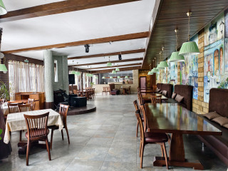 Ресторанно-гостиничный комплекс Лукоморье в Волгограде