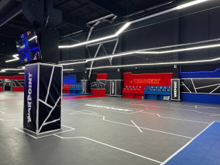 Парк виртуальной реальности Warpoint