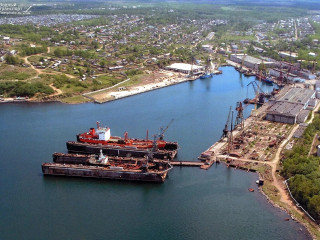 Портовой терминал в Советской Гавани