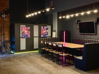 Лофт BLACK NEON под мероприятия в центре
