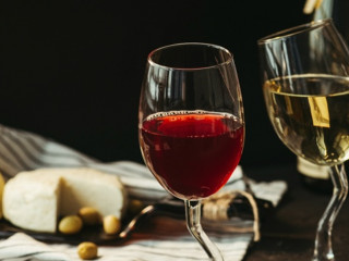 Творческая мастерская «Хмельное стекло»