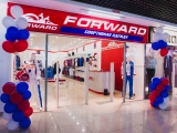 Крупный магазин в ТЦ спортивной одежды «Forward»