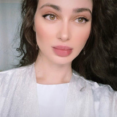 Елена Байрамукова