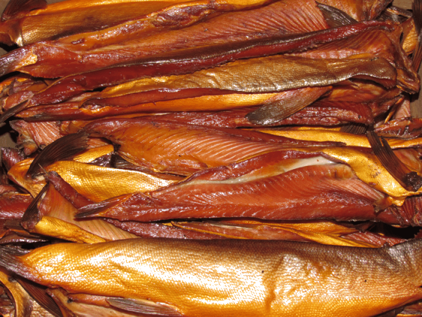 Балык щуки холодного копчения. Мойва горячего копчения. Мойва холодного копчения. Юкола нерки. Сельдь атлантическая холодного копчения.