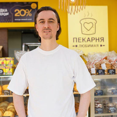 Игорь Сухов