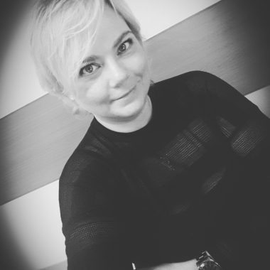Елена Болотникова