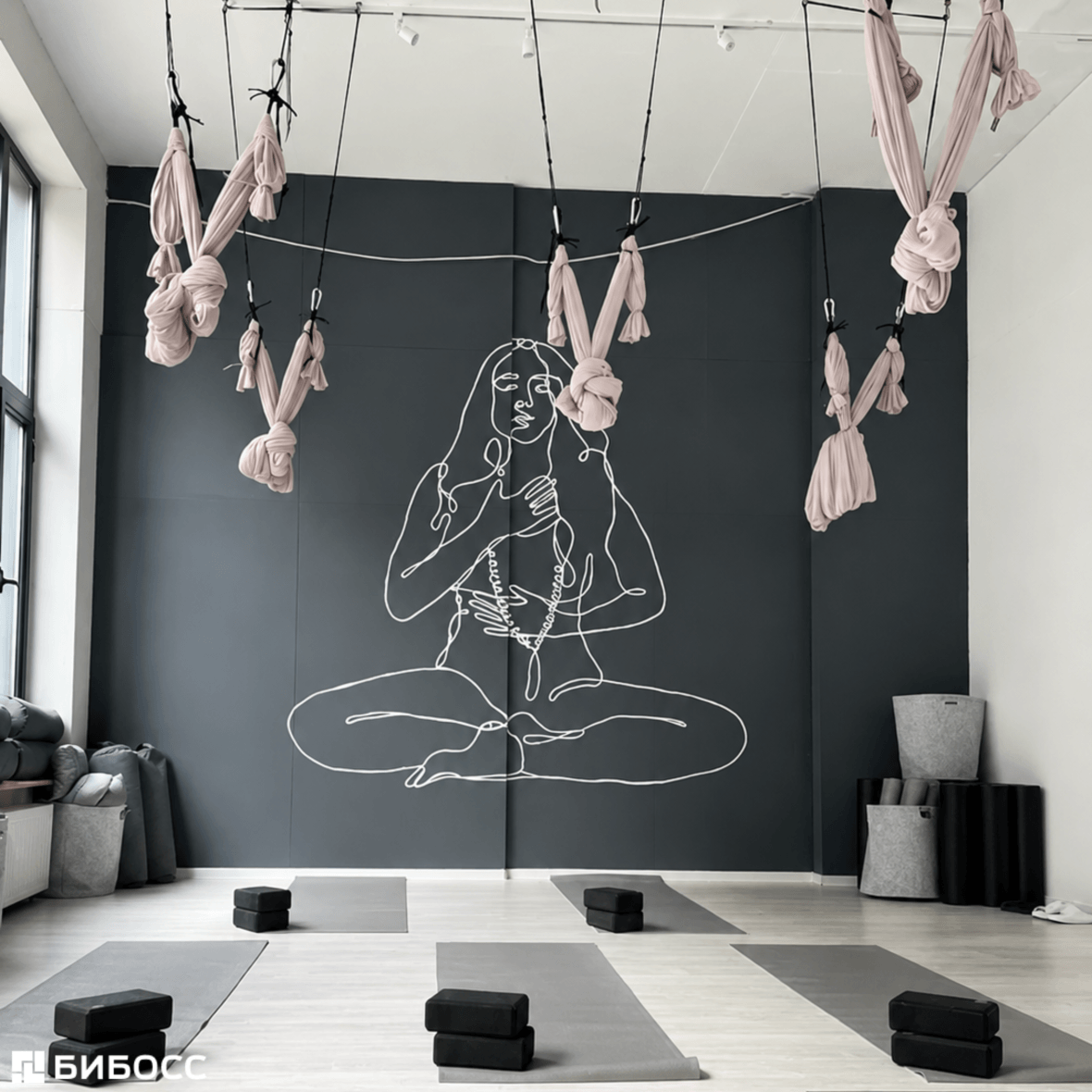 Йога-студия YOGI ROOM