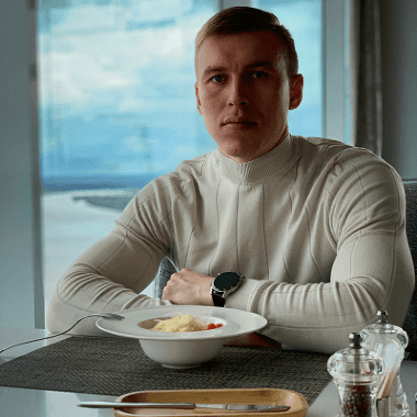 Роман Парначёв