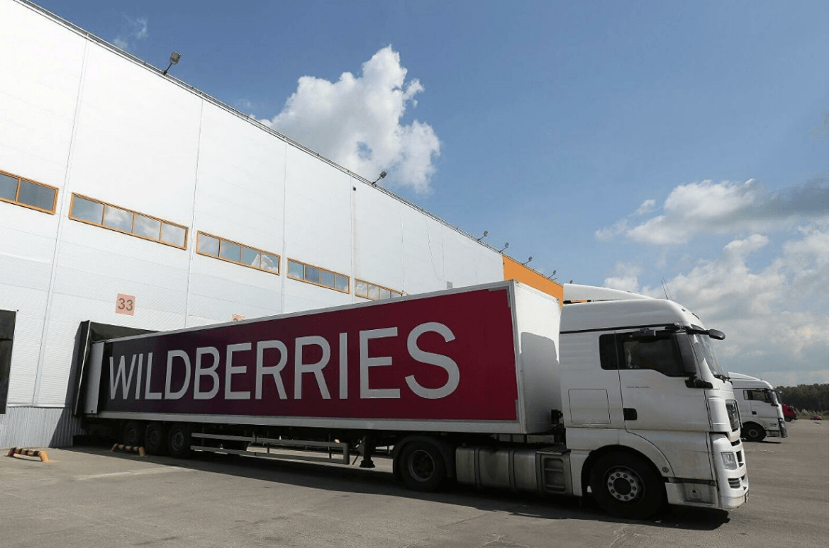 Вайлдберриз сколько машин. Склад Wildberries Коледино. Фура вайлдберриз. Логистический комплекс вайлдберриз. Логистические склады Wildberries.