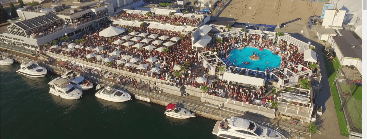 Фото проекта Cabana Pool Bar в Торронто